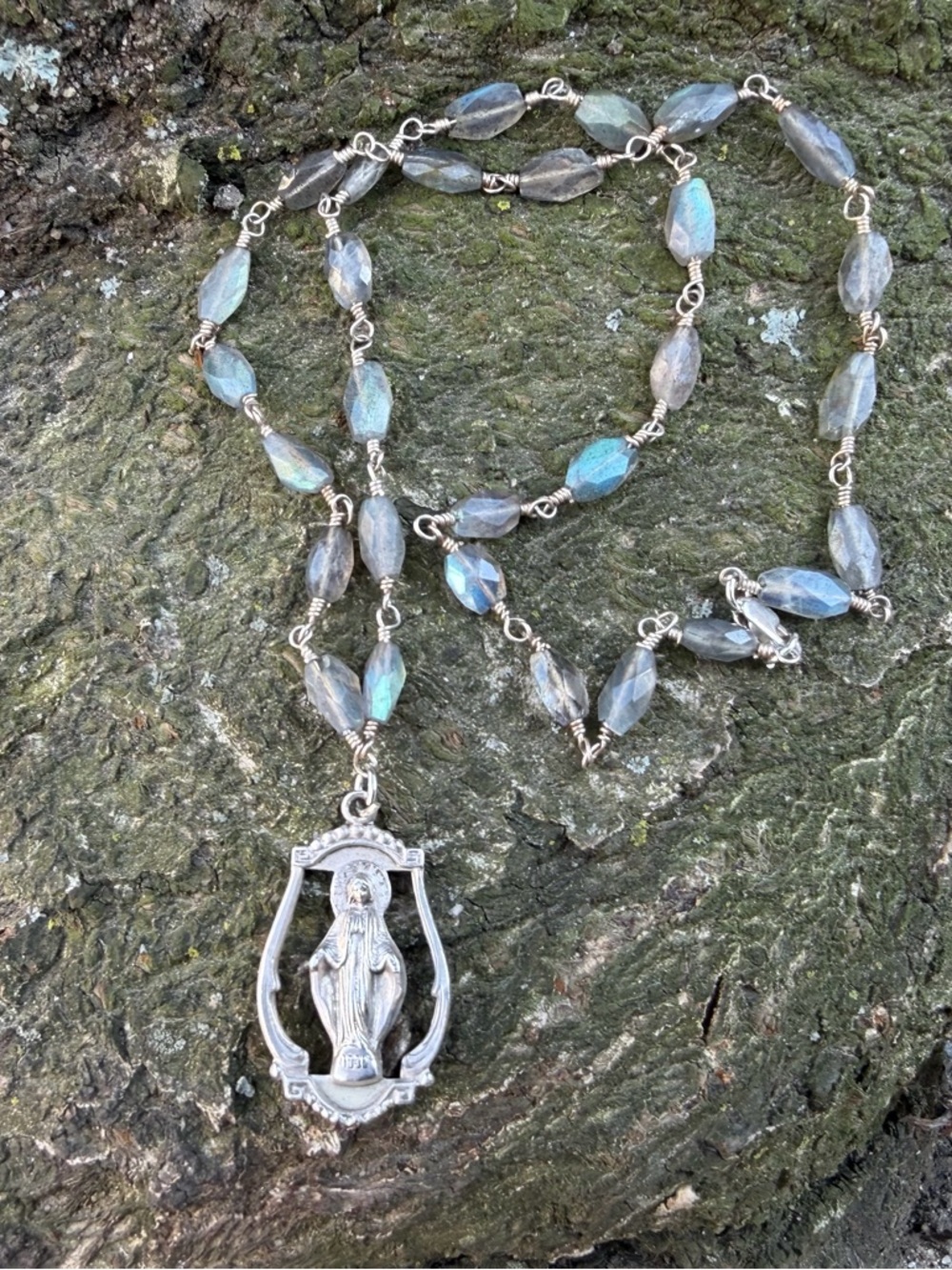 Vintage Miraculous Medal Labradorite Handmade Necklace